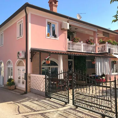 Apartment Tereza *